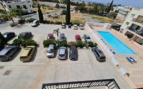 Stunning Views' Apartment With Pool
